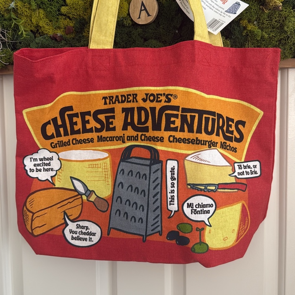 Trader Joes Cheese Canvas Bag 🧀 - Picture 4 of 9